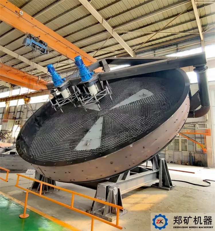 大型成球盤.jpg 大型成球盤.jpg